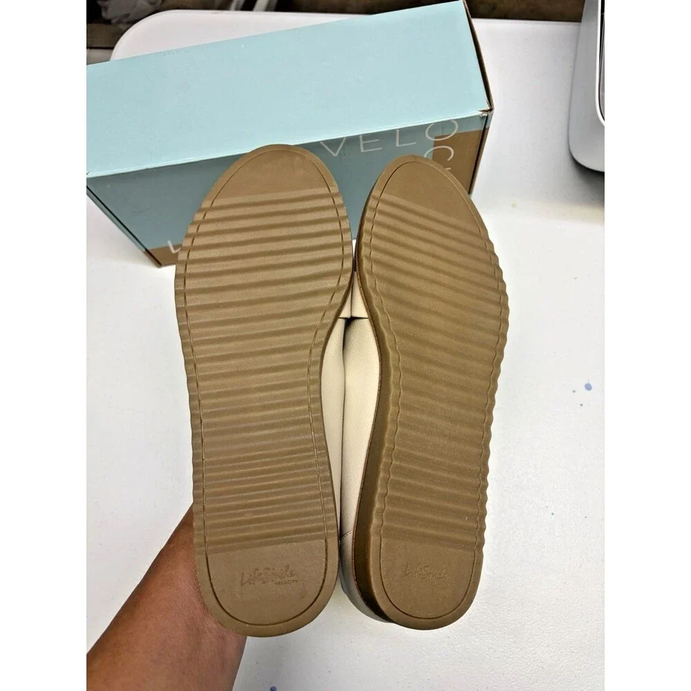 LifeStride Zee Tassel Loafer in Bone Color Women’s Size 10 Wide NIB